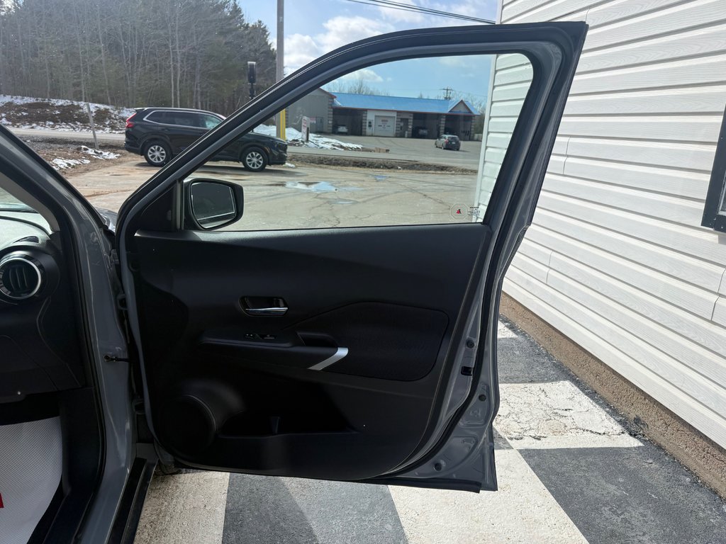 2024 Nissan Kicks SV, keyless entry, Remote Start, Bluetooth in COLDBROOK, Nova Scotia - 18 - w1024h768px