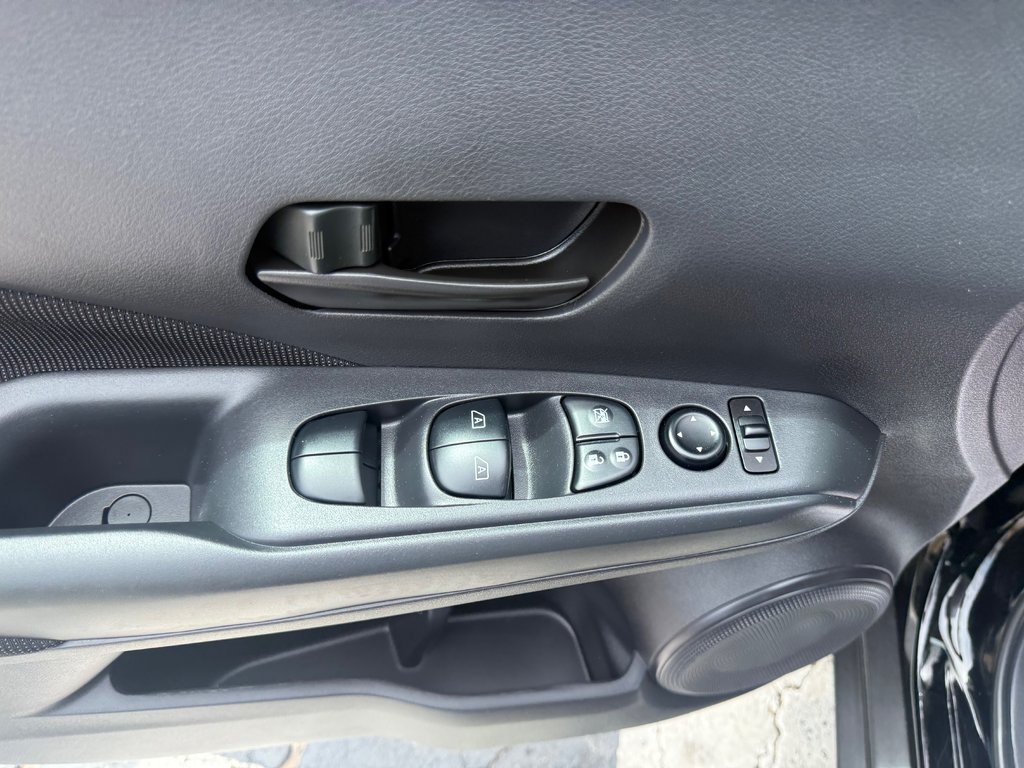 Nissan Kicks S, keyless entry, backup camera, Bluetooth 2024 à COLDBROOK, Nouvelle-Écosse - 8 - w1024h768px