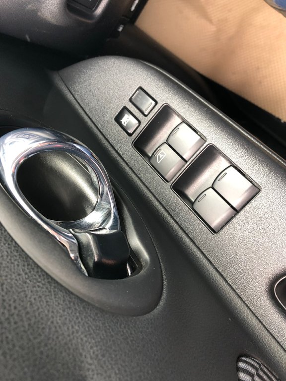 2017 Nissan Micra in COLDBROOK, Nova Scotia - 7 - w1024h768px