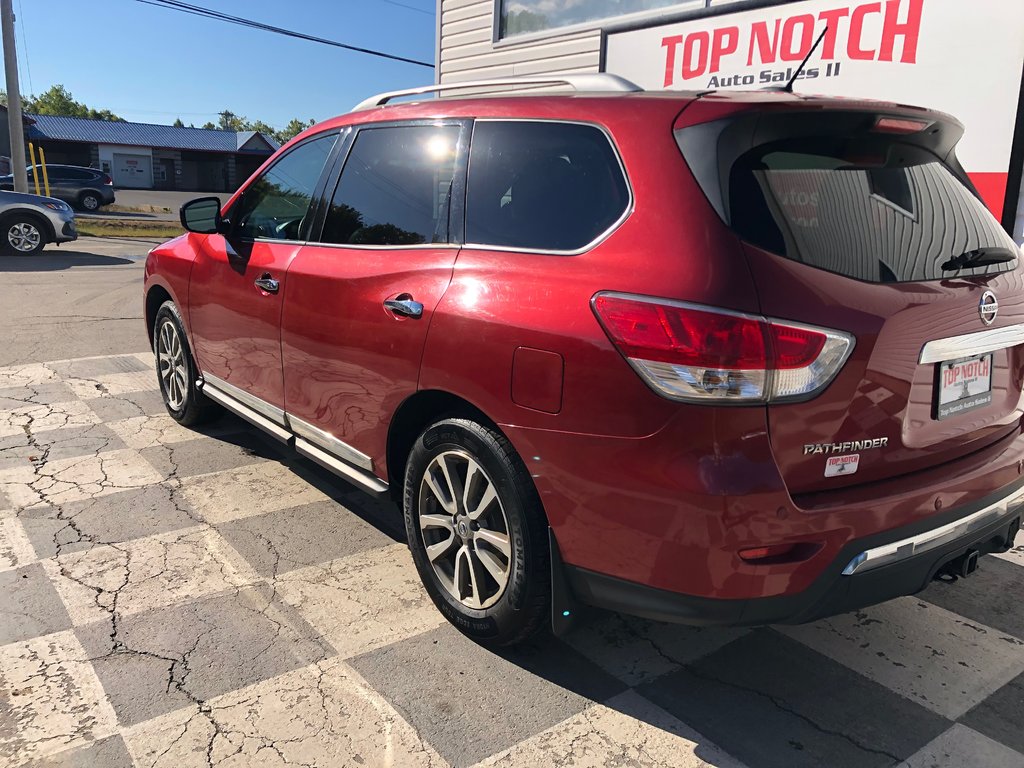 2016  Pathfinder SL, Cruise Control, Reverse camera, hands free, in Kentville, Nova Scotia - 6 - w1024h768px