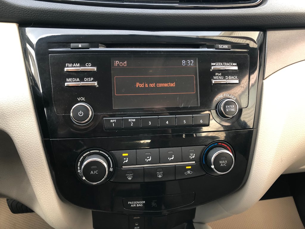 Nissan Qashqai S - Reverse Camera, ECO Mode, AUX Port 2017 à Kentville, Nouvelle-Écosse - 13 - w1024h768px