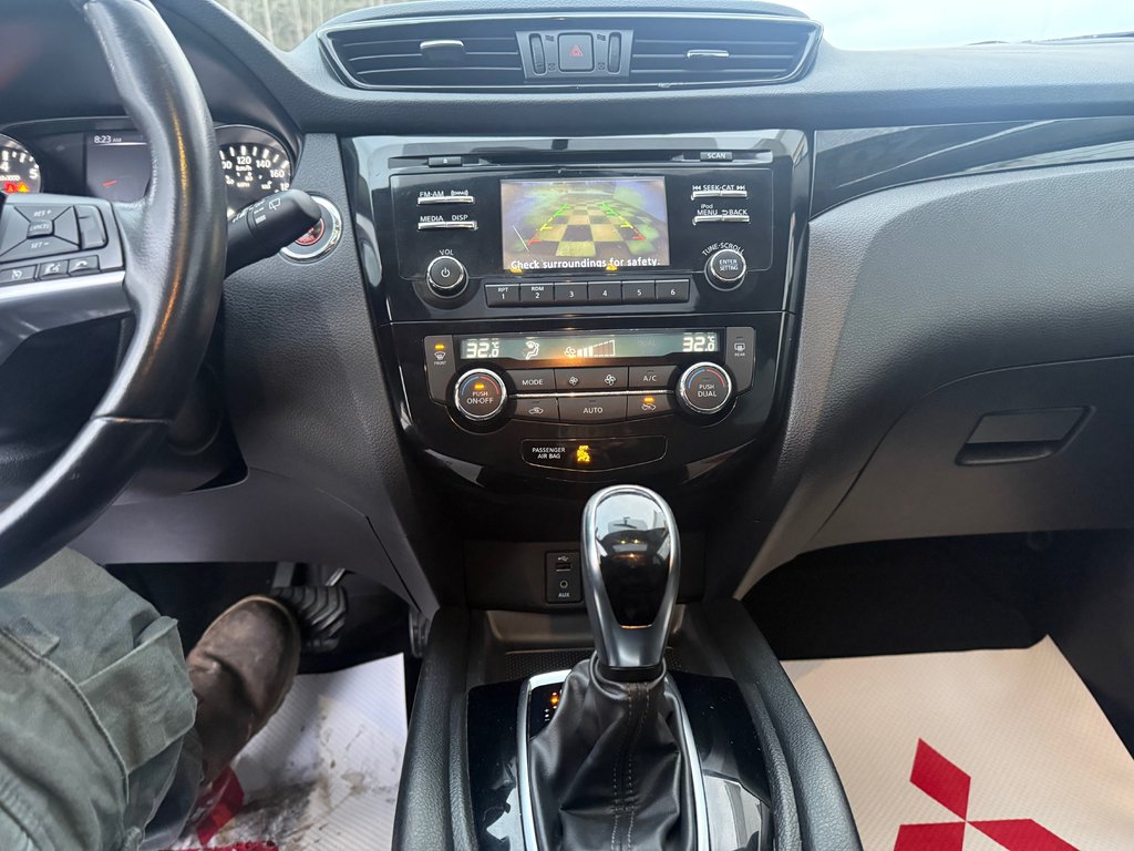 2017 Nissan Qashqai SV, Keyless entry, remote start, backup camera in Kentville, Nova Scotia - 12 - w1024h768px