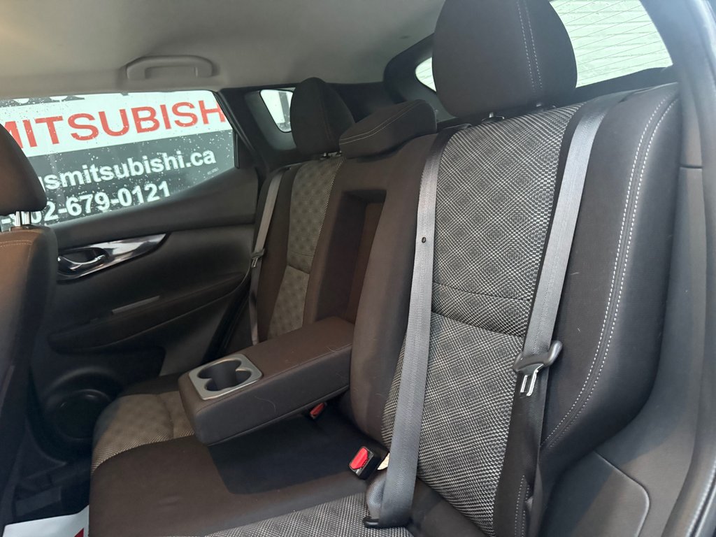 2017 Nissan Qashqai SV, Keyless entry, remote start, backup camera in Kentville, Nova Scotia - 15 - w1024h768px