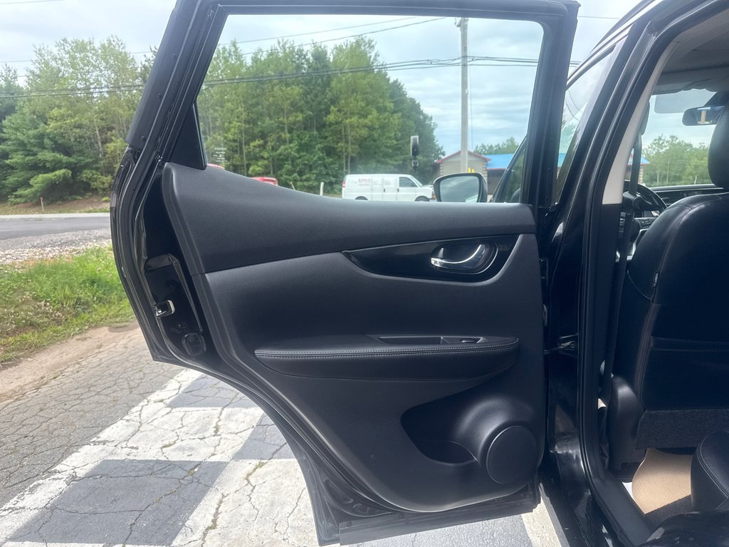 2021 Nissan QASHQAI SL, keyless entry, backup camera, Bluetooth in COLDBROOK, Nova Scotia - 14 - w1024h768px