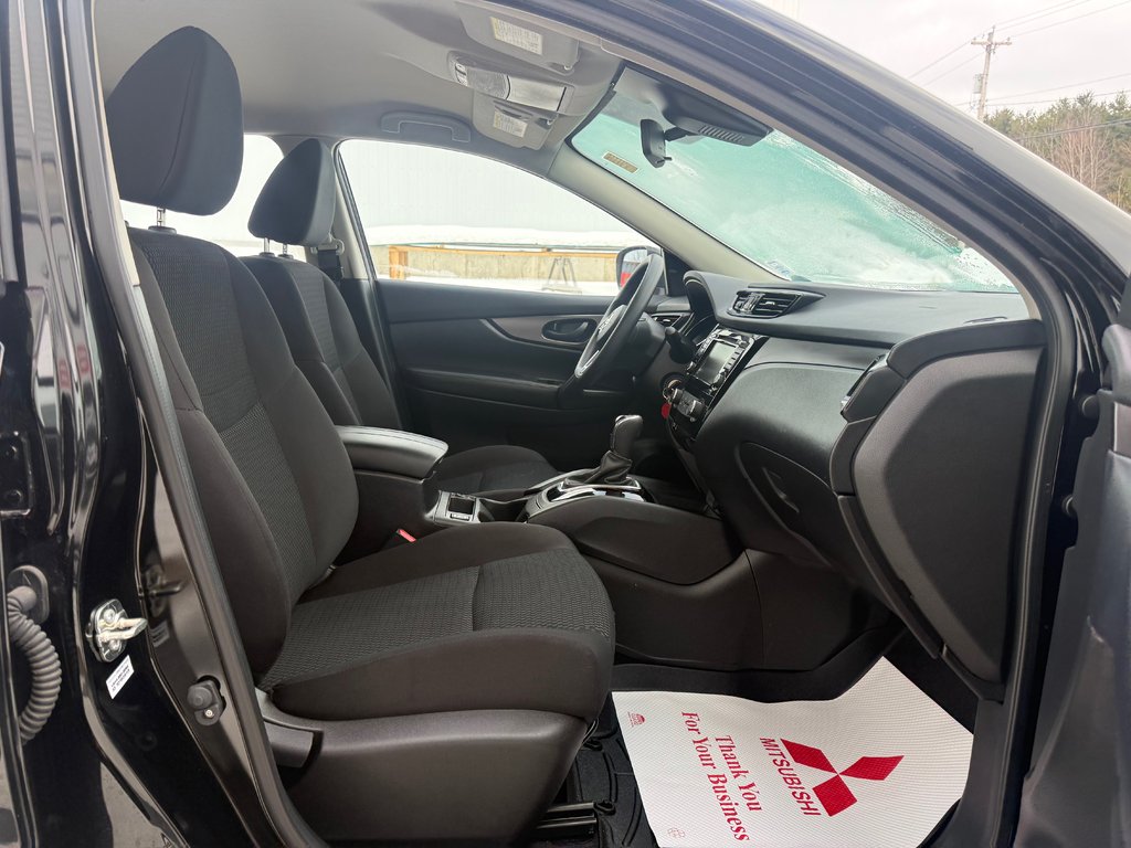 2023 Nissan Qashqai S, keyless entry, backup camera, Bluetooth in COLDBROOK, Nova Scotia - 19 - w1024h768px