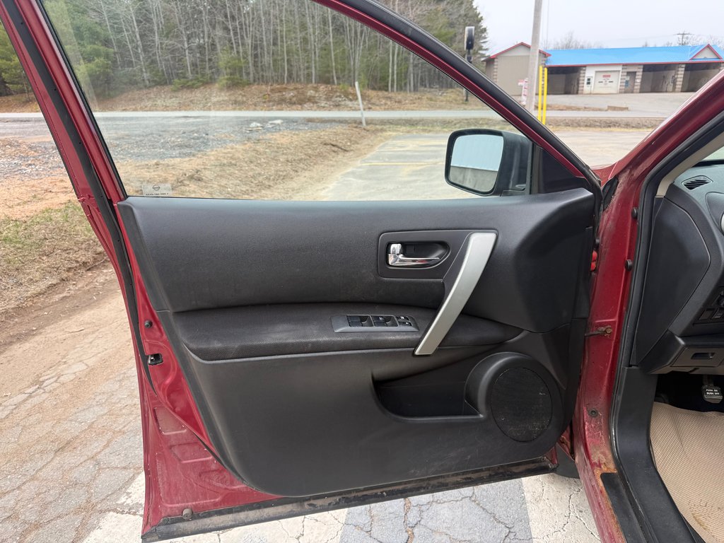 Nissan ROGUE S/SL/KROM Sport, keyless entry, Cruise control, Bluetooth 2010 à Kentville, Nouvelle-Écosse - 7 - w1024h768px