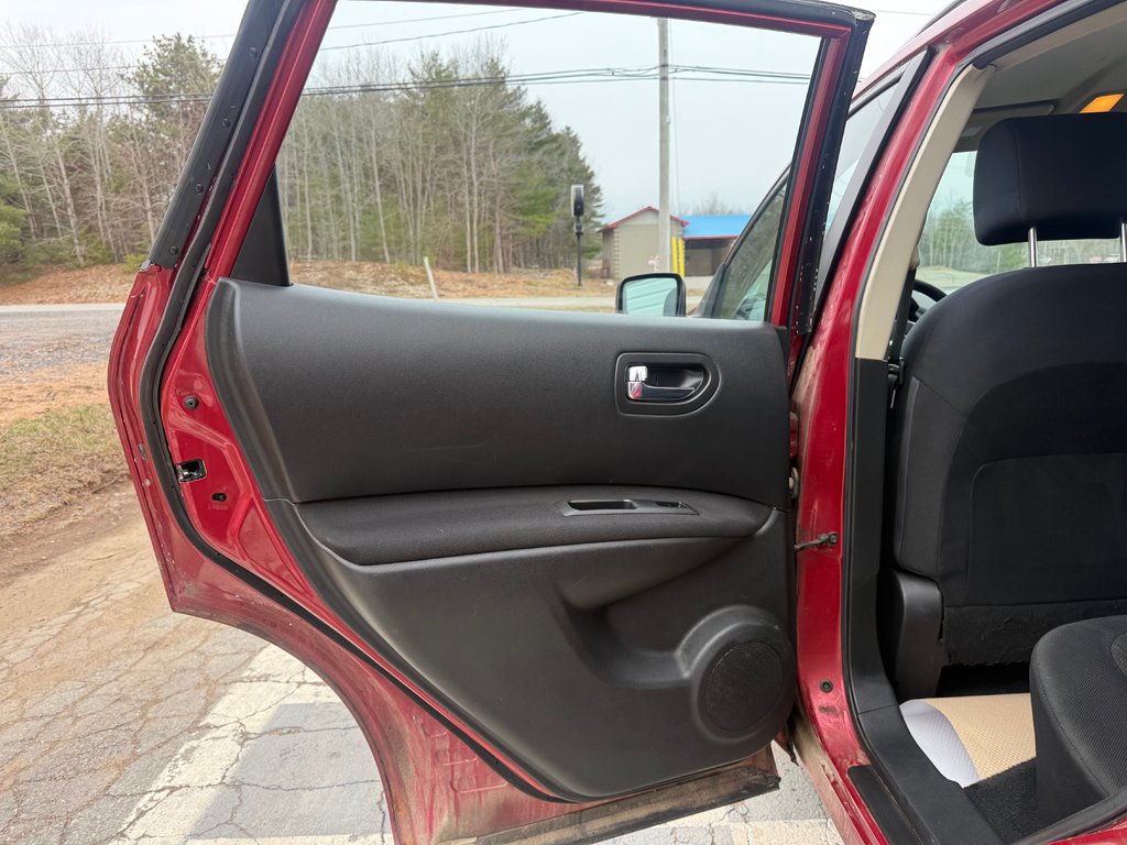 Nissan ROGUE S/SL/KROM Sport, keyless entry, Cruise control, Bluetooth 2010 à Kentville, Nouvelle-Écosse - 13 - w1024h768px