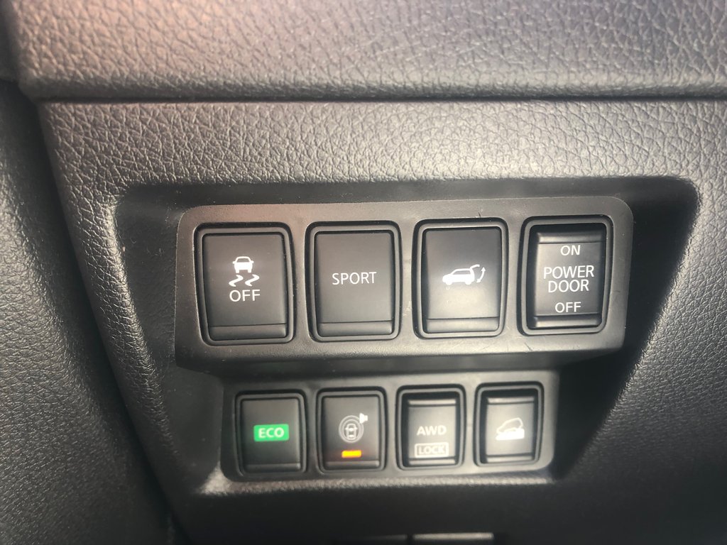Nissan Rogue S - Reverse Camera, Cruise Control, Sunroof 2016 à COLDBROOK, Nouvelle-Écosse - 10 - w1024h768px