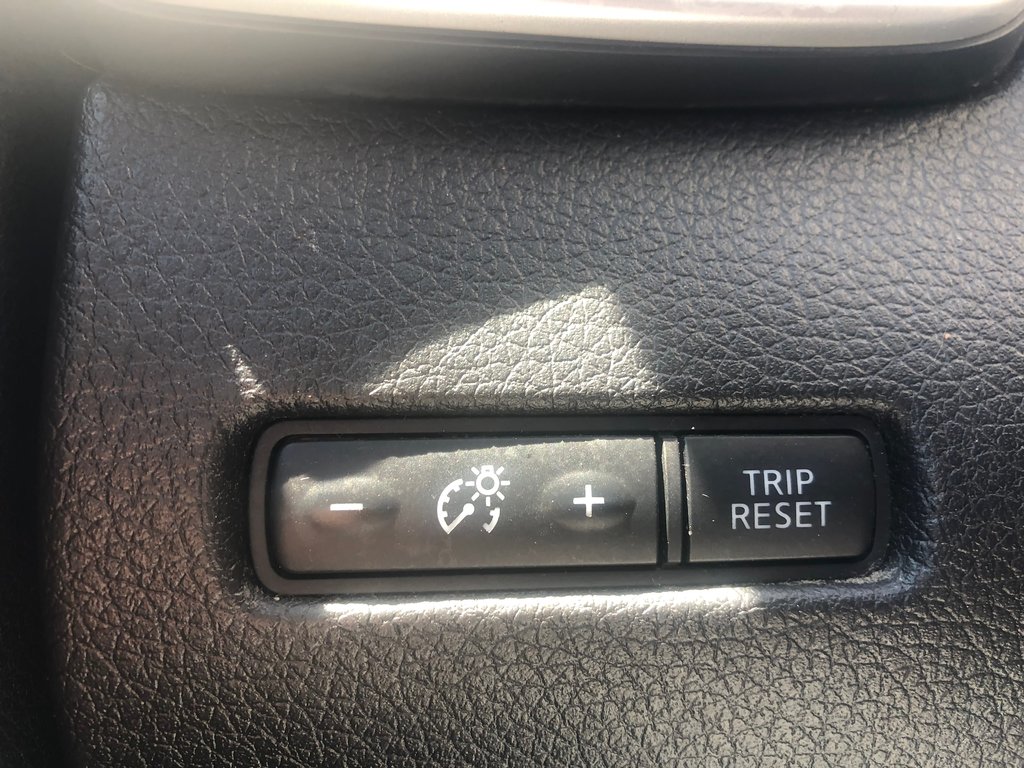 Nissan Rogue S - Reverse Camera, Cruise Control, Sunroof 2016 à COLDBROOK, Nouvelle-Écosse - 11 - w1024h768px