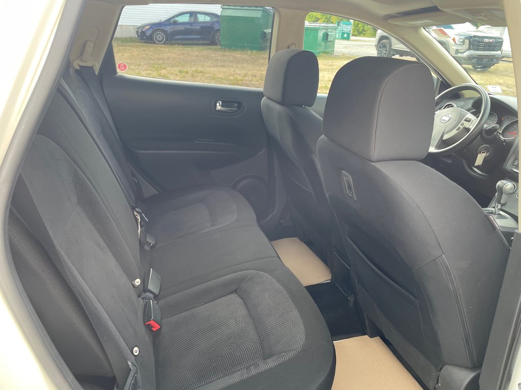 Nissan ROGUE S/SV 4 door, FWD, sunroof 2013 à COLDBROOK, Nouvelle-Écosse - 25 - w1024h768px