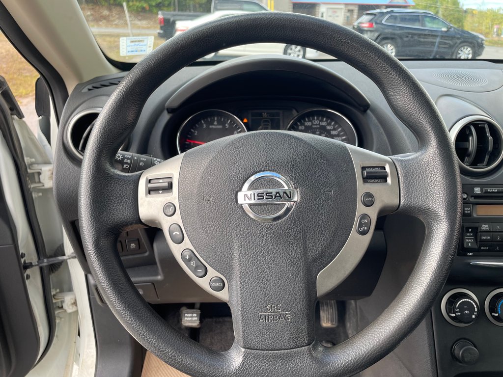 Nissan ROGUE S/SV 4 door, FWD, sunroof 2013 à COLDBROOK, Nouvelle-Écosse - 11 - w1024h768px
