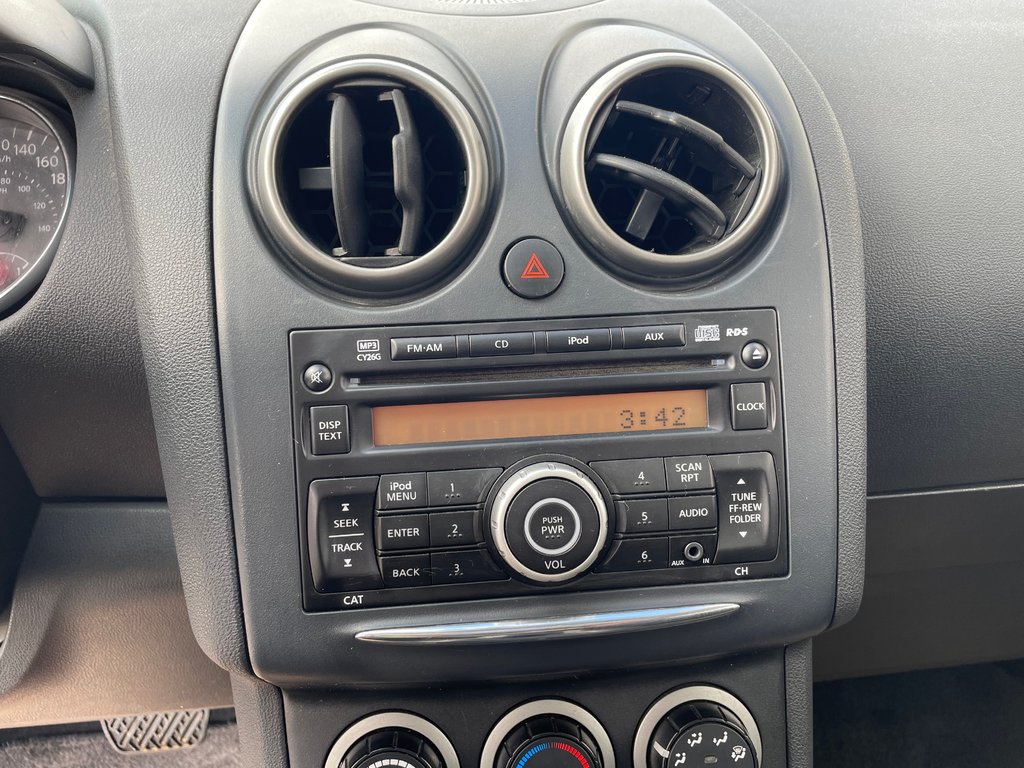 Nissan ROGUE S/SV 4 door, FWD, sunroof 2013 à COLDBROOK, Nouvelle-Écosse - 12 - w1024h768px