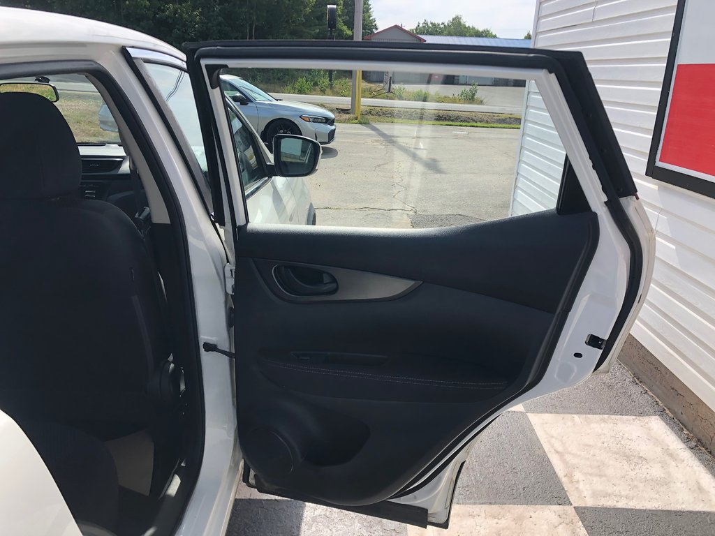Nissan Rogue Sport  2017 à COLDBROOK, Nouvelle-Écosse - 20 - w1024h768px