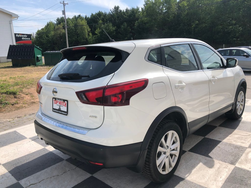 Nissan Rogue Sport  2017 à COLDBROOK, Nouvelle-Écosse - 4 - w1024h768px