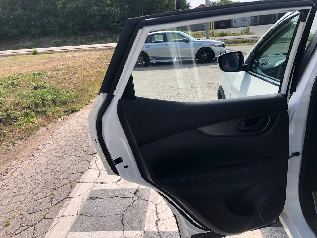 Nissan Rogue Sport  2017 à COLDBROOK, Nouvelle-Écosse - 17 - w1024h768px