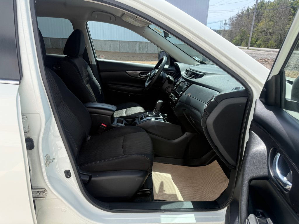 Nissan ROGUE SV, keyless entry, Remote Start, Bluetooth 2019 à Kentville, Nouvelle-Écosse - 19 - w1024h768px