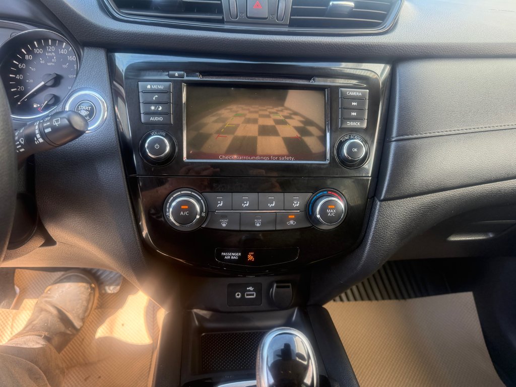 2019 Nissan ROGUE SV, keyless entry, Remote Start, Bluetooth in Kentville, Nova Scotia - 12 - w1024h768px
