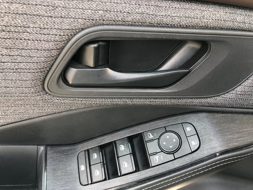 2021 Nissan Rogue S - Reverse Camera, Carplay, Push Start in COLDBROOK, Nova Scotia - 8 - w1024h768px
