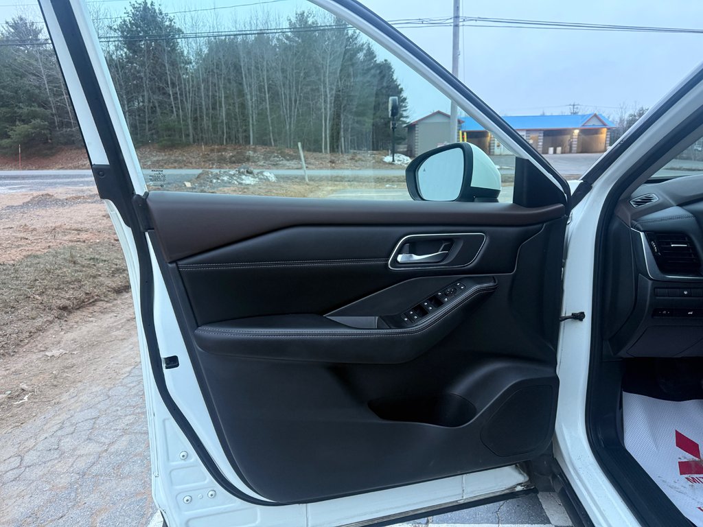 2021 Nissan Rogue SV, Keyless entry, remote start, backup camera in COLDBROOK, Nova Scotia - 7 - w1024h768px