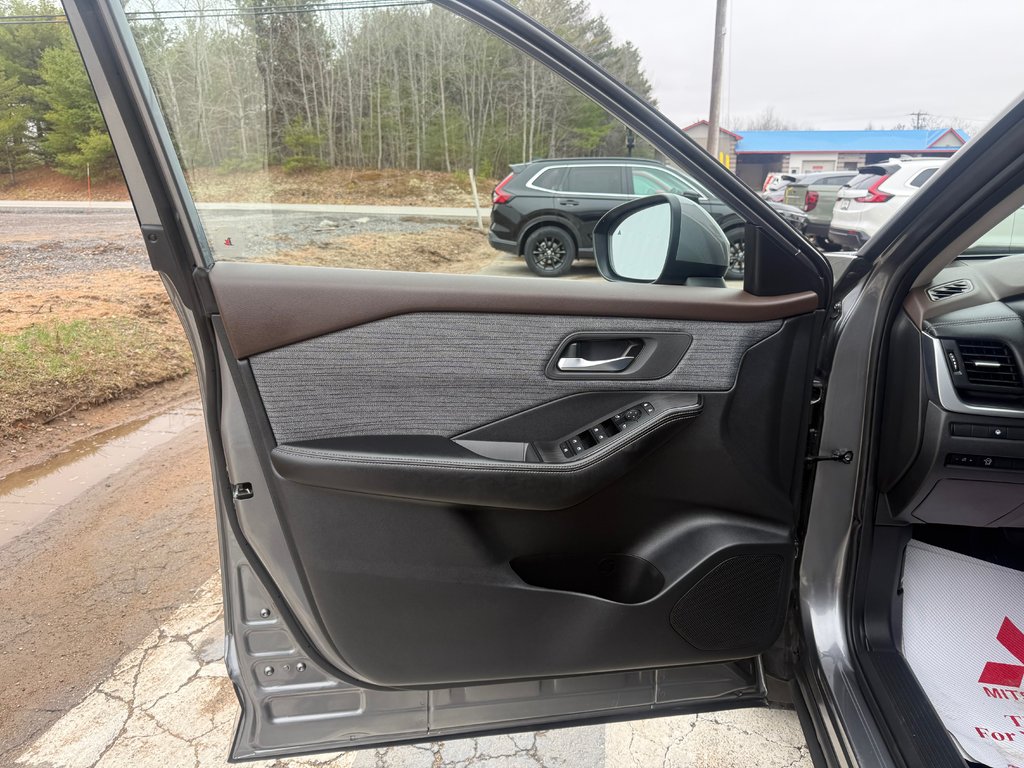 Nissan Rogue SV, keyless entry, Remote Start, Bluetooth 2023 à Kentville, Nouvelle-Écosse - 7 - w1024h768px