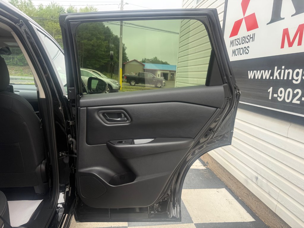 2024 Nissan Rogue Sport, keyless entry, Cruise control, Bluetooth in COLDBROOK, Nova Scotia - 16 - w1024h768px