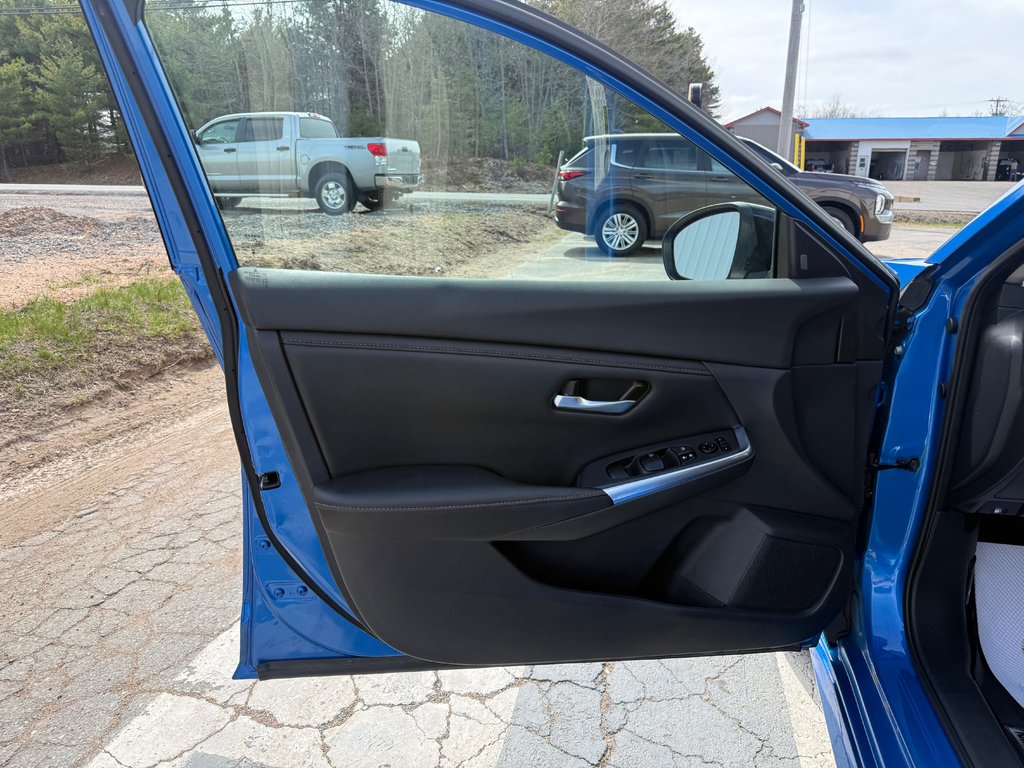 2022 Nissan Sentra SR, , keyless entry, backup camera, Bluetooth in Kentville, Nova Scotia - 7 - w1024h768px