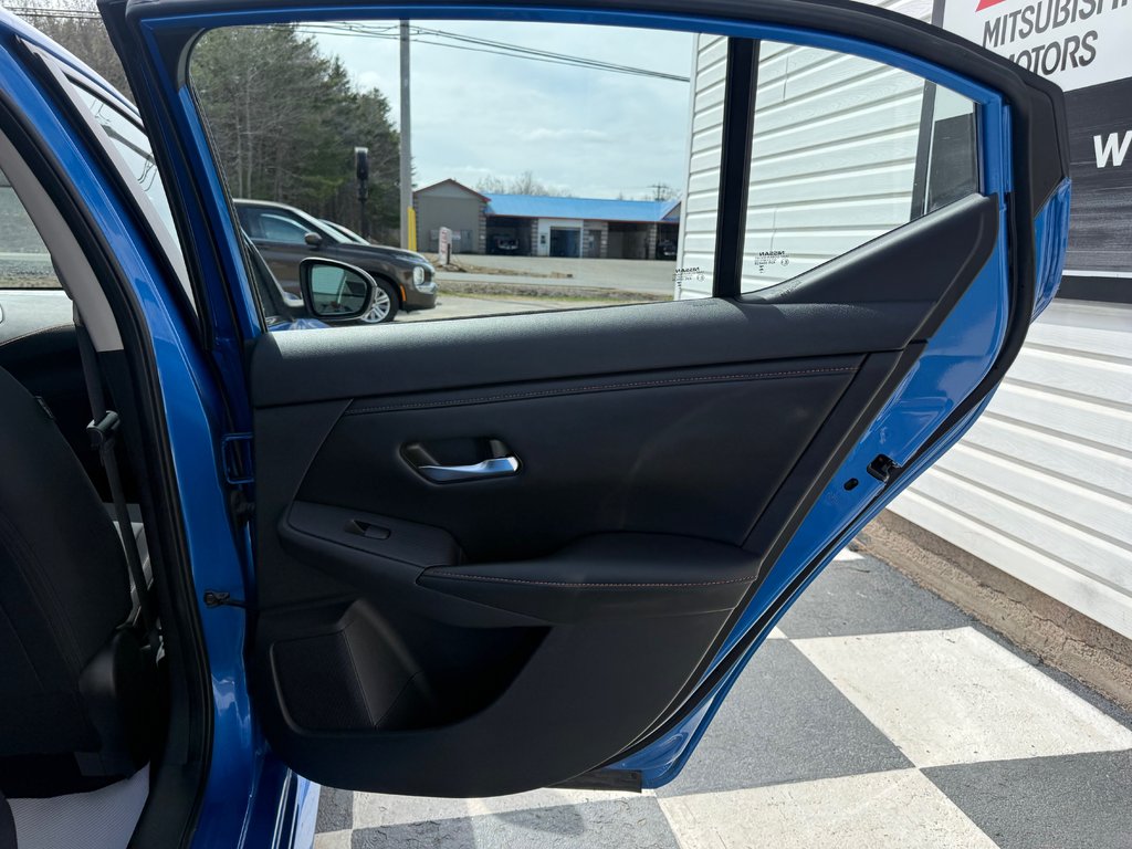 2022 Nissan Sentra SR, , keyless entry, backup camera, Bluetooth in Kentville, Nova Scotia - 17 - w1024h768px