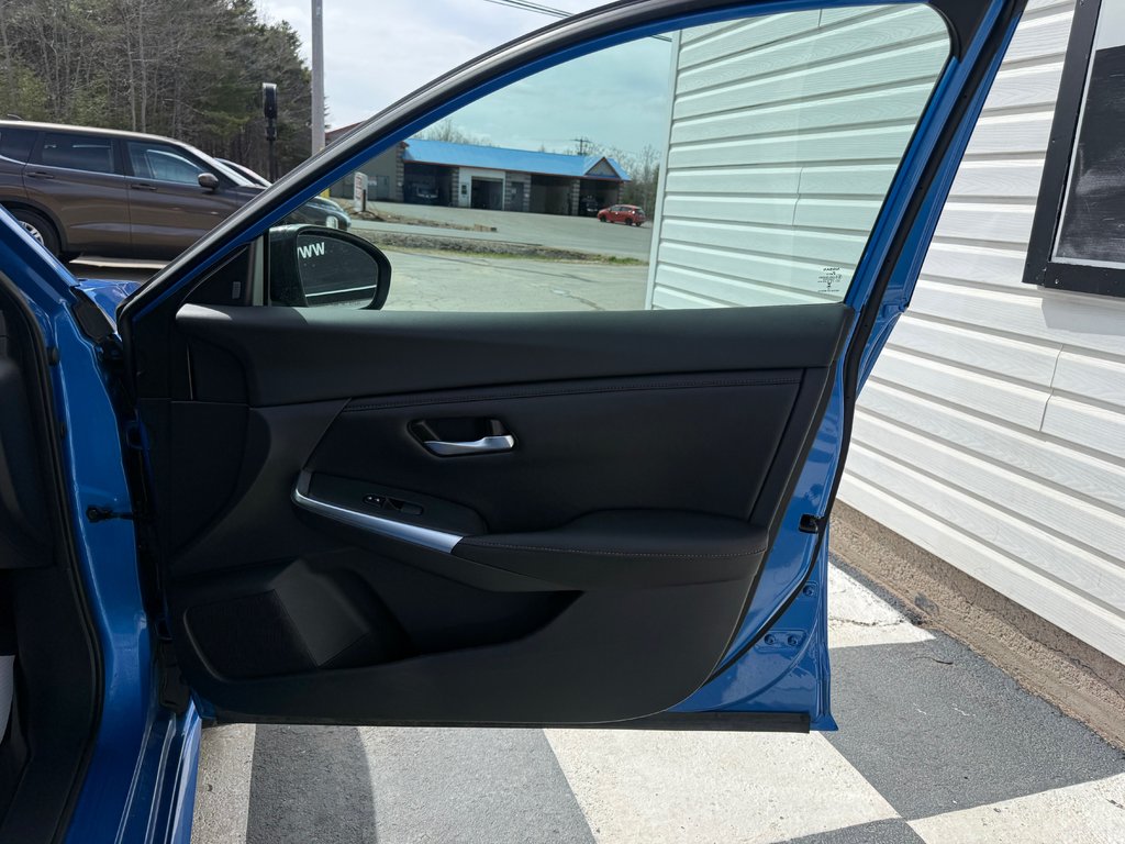 2022 Nissan Sentra SR, , keyless entry, backup camera, Bluetooth in Kentville, Nova Scotia - 19 - w1024h768px