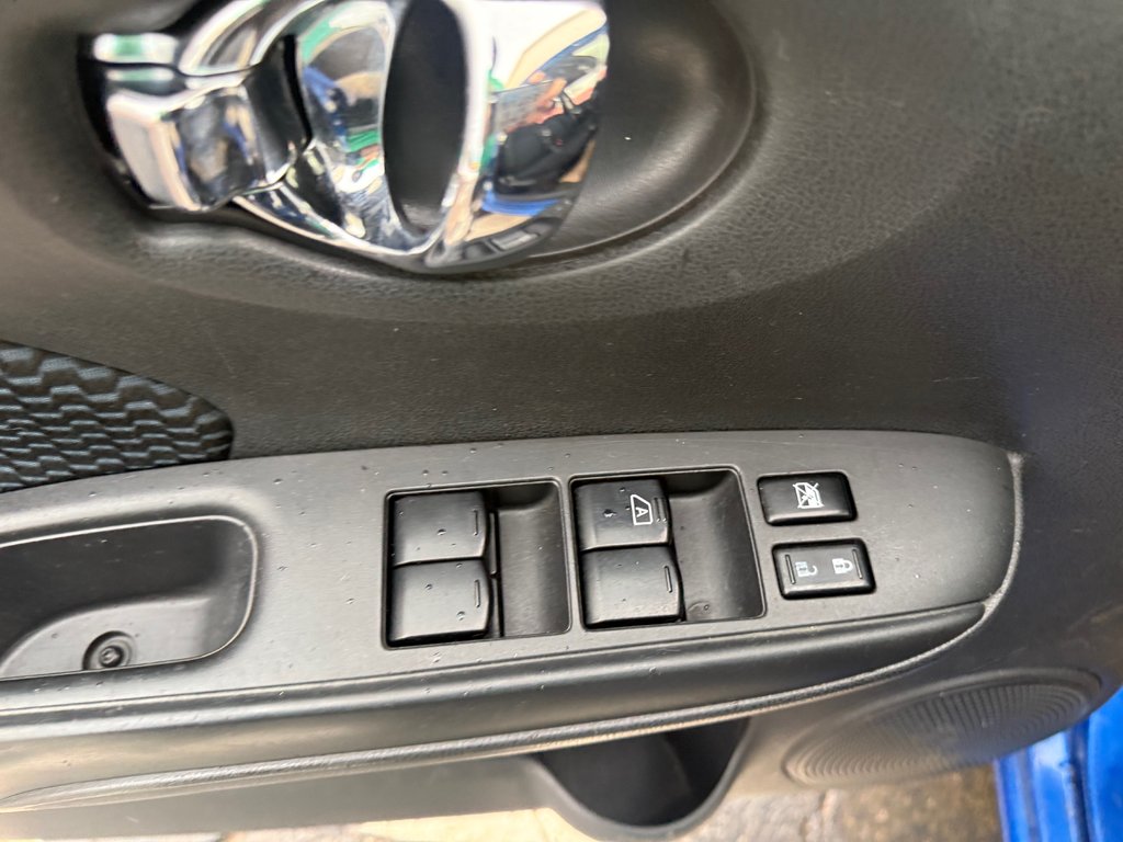 2014 Nissan VERSA NOTE SV, Pure Drive, MP3 in Kentville, Nova Scotia - 8 - w1024h768px