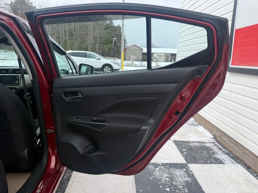 2021 Nissan VERSA SV, keyless entry, backup camera, Bluetooth in Kentville, Nova Scotia - 17 - w1024h768px