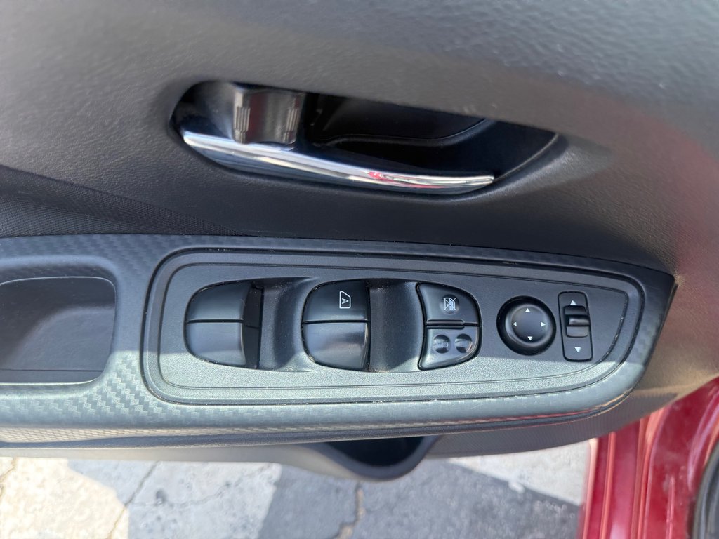 2021 Nissan Versa SV, keyless entry, Cruise control, Bluetooth in COLDBROOK, Nova Scotia - 8 - w1024h768px