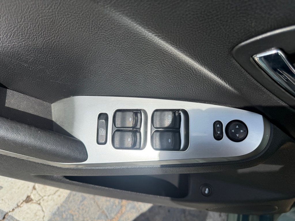 Pontiac G6 SE, Keyless entry, MP3, Cruise control 2009 à COLDBROOK, Nouvelle-Écosse - 8 - w1024h768px