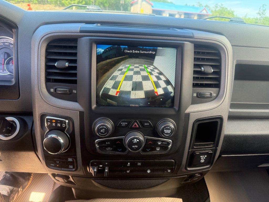 2019 Ram 1500 CLASSIC Express, keyless entry, Remote Start, Bluetooth in COLDBROOK, Nova Scotia - 12 - w1024h768px