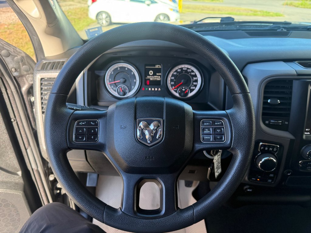 Ram 1500 CLASSIC Express, keyless entry, Remote Start, Bluetooth 2019 à COLDBROOK, Nouvelle-Écosse - 10 - w1024h768px