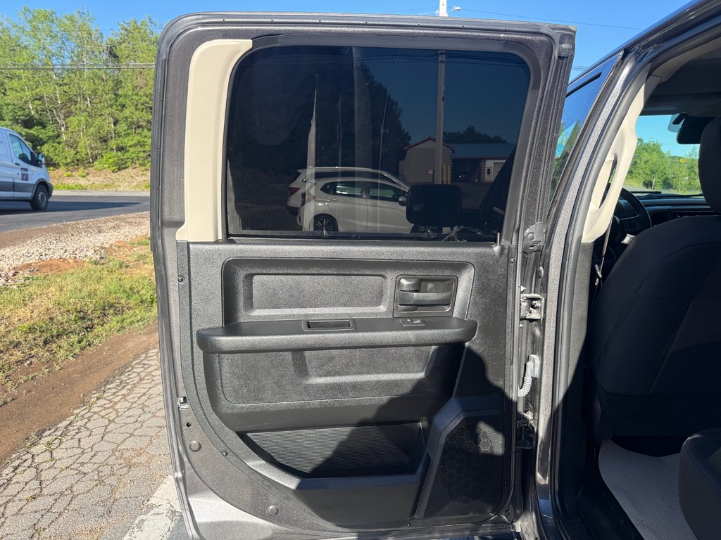 Ram 1500 CLASSIC Express, keyless entry, Remote Start, Bluetooth 2019 à COLDBROOK, Nouvelle-Écosse - 13 - w1024h768px