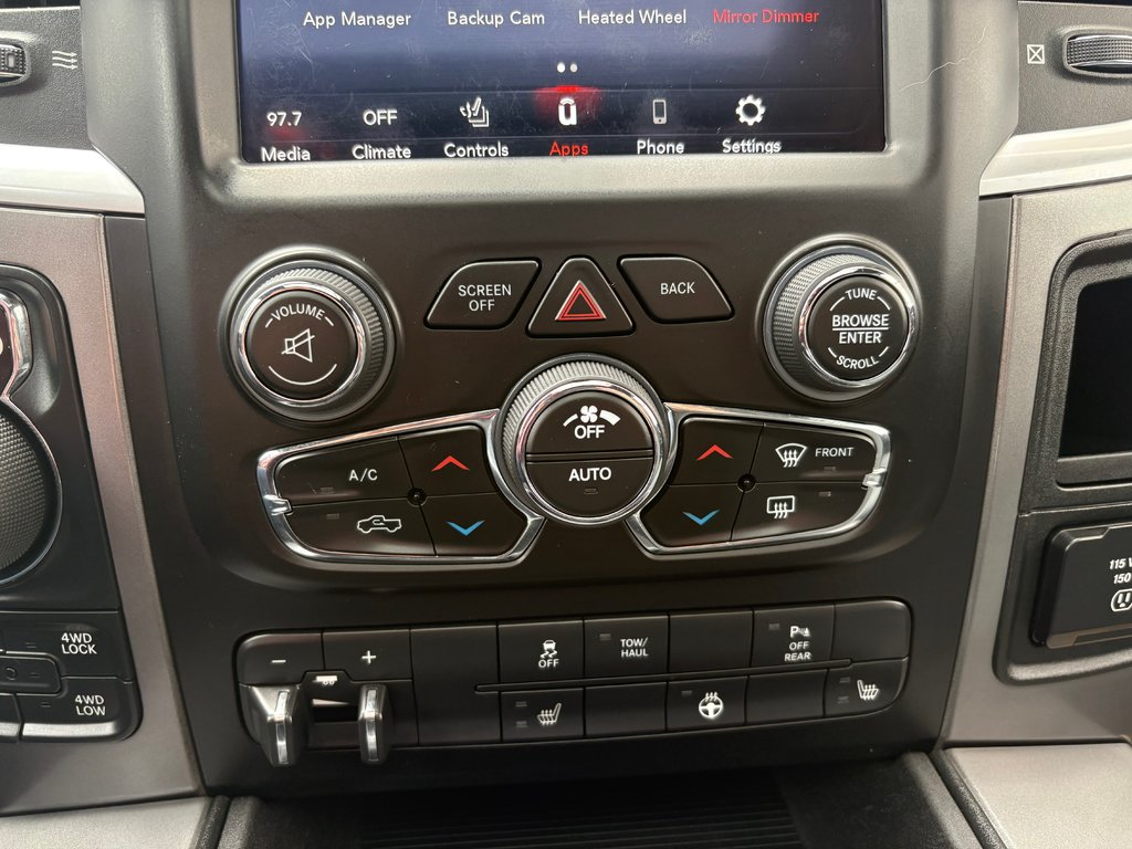 2021 Ram 1500 Classic Warlock - 4x4, sunroof, power and heated seats in COLDBROOK, Nova Scotia - 12 - w1024h768px