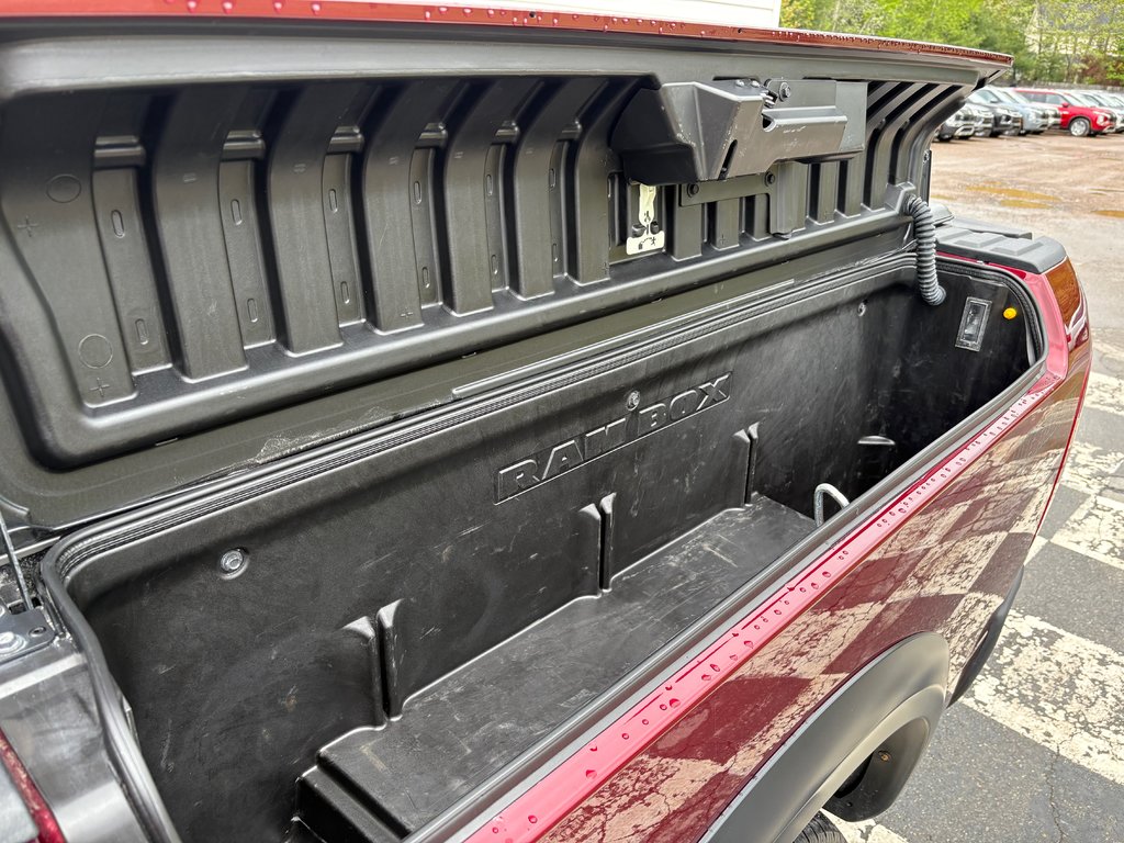 2021 Ram 1500 Classic Warlock - 4x4, sunroof, power and heated seats in COLDBROOK, Nova Scotia - 21 - w1024h768px