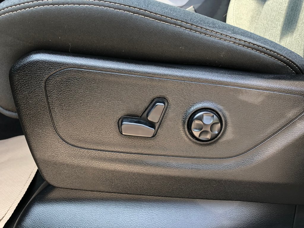 2019 Ram 1500 Big Horn -Reverse Camera, Heated Seats, Sunroof in Kentville, Nova Scotia - 18 - w1024h768px