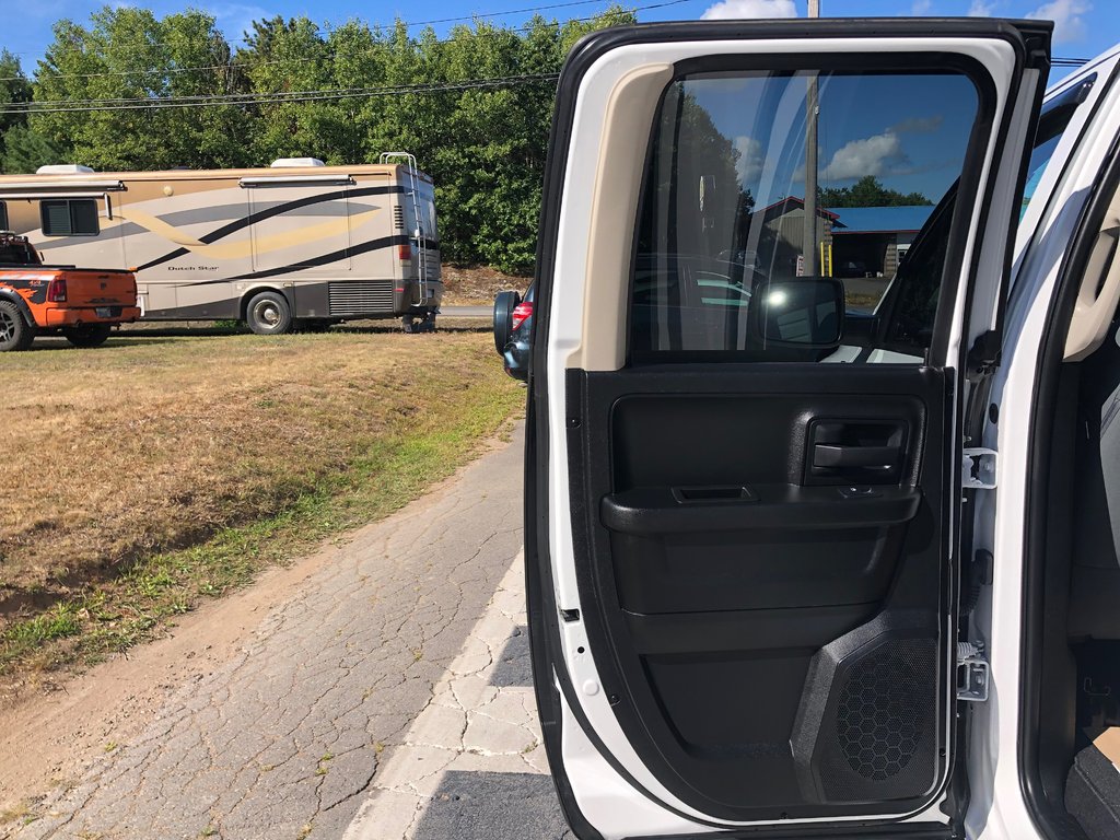 2019 Ram 1500 ST - Bench Seats, Reverse Camera, Bluetooth in COLDBROOK, Nova Scotia - 17 - w1024h768px