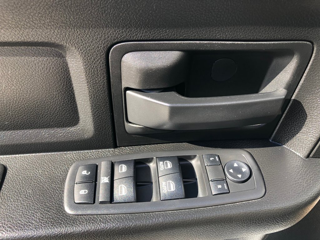 2019 Ram 1500 ST - Bench Seats, Reverse Camera, Bluetooth in COLDBROOK, Nova Scotia - 8 - w1024h768px