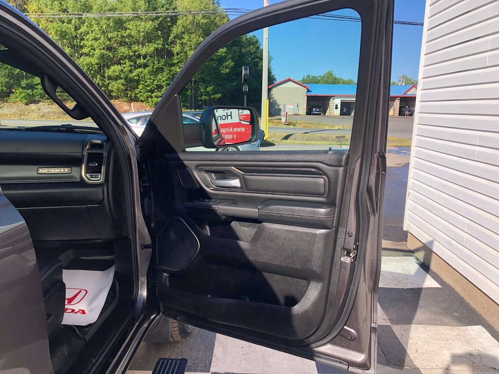 2023 Ram 1500 Sport - Touchscreen Display, Sunroof, Push Start in COLDBROOK, Nova Scotia - 26 - w1024h768px