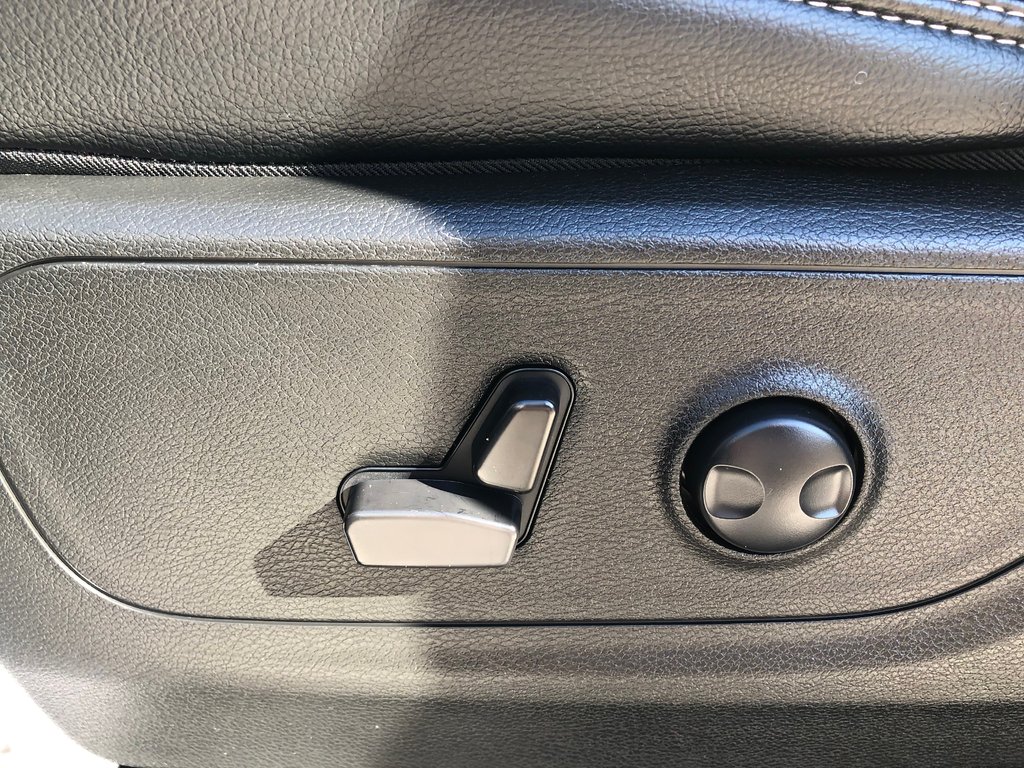 2023 Ram 1500 Sport - Touchscreen Display, Sunroof, Push Start in COLDBROOK, Nova Scotia - 19 - w1024h768px