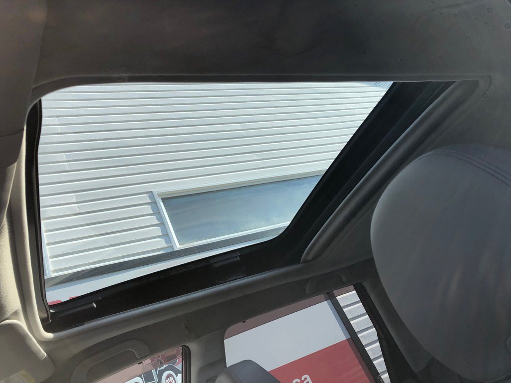 Subaru Forester LIMITED - cruise control, a/c, sunroof, cd player 2010 à Kentville, Nouvelle-Écosse - 18 - w1024h768px