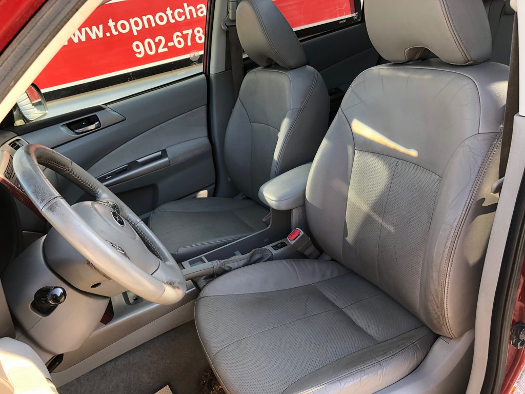 Subaru Forester LIMITED - cruise control, a/c, sunroof, cd player 2010 à Kentville, Nouvelle-Écosse - 16 - w1024h768px