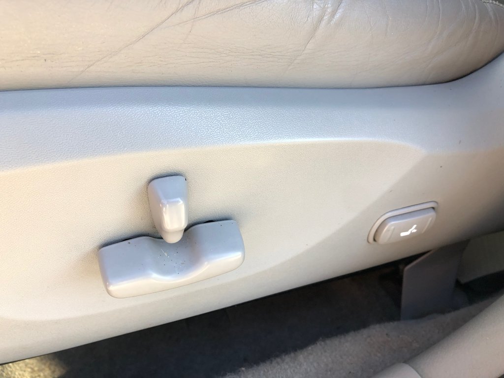 Subaru Forester LIMITED - cruise control, a/c, sunroof, cd player 2010 à Kentville, Nouvelle-Écosse - 17 - w1024h768px