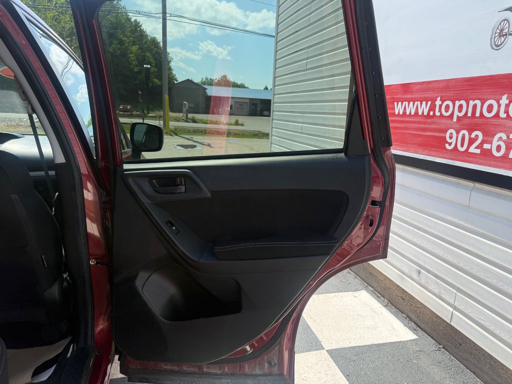 Subaru FORESTER premium, Keyless entry, MP3, Cruise control 2014 à Kentville, Nouvelle-Écosse - 16 - w1024h768px