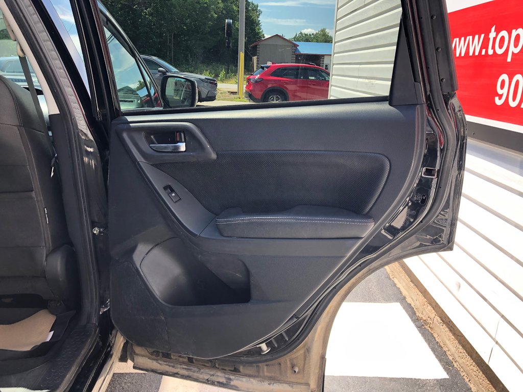 Subaru Forester 2.0XT Premium - Sunroof, CD Player, Power Seats 2015 à COLDBROOK, Nouvelle-Écosse - 22 - w1024h768px
