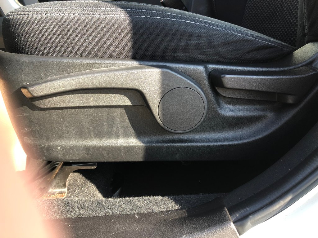 Subaru Forester - heated seats - all wheel drive - 2015 à COLDBROOK, Nouvelle-Écosse - 9 - w1024h768px