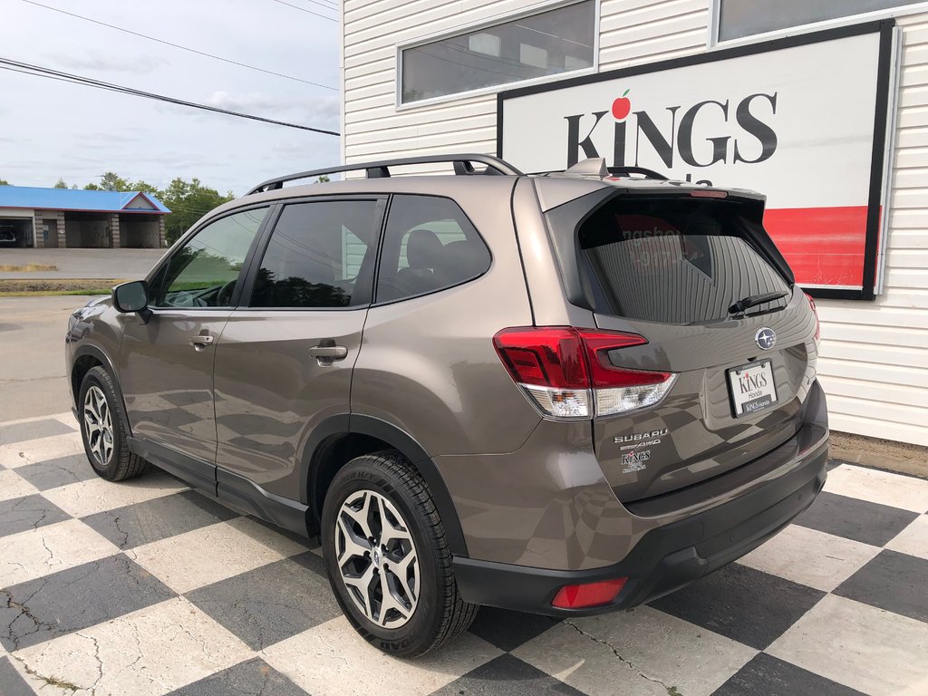 2022 Subaru Forester Touring- Sunroof, Reverse Camera,AWD, Heated Seats in COLDBROOK, Nova Scotia - 6 - w1024h768px