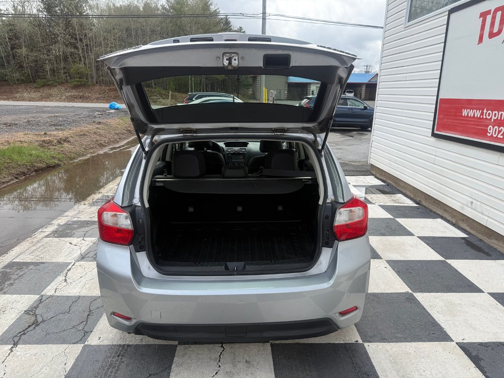 2014 Subaru IMPREZA 2.0i w/Limited Pkg, 5SPEED MANUAL, backup camera in Kentville, Nova Scotia - 17 - w1024h768px